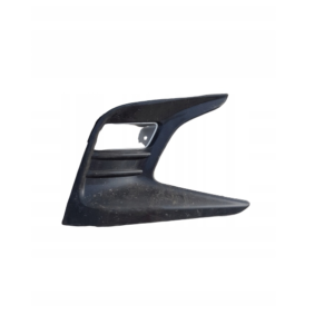 Lexus CT Phase 1 O/S Front Fog Light Surround